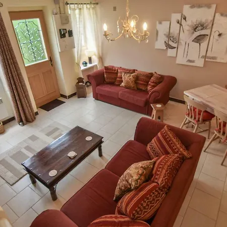 La Maison Muguet Civray (Vienne)