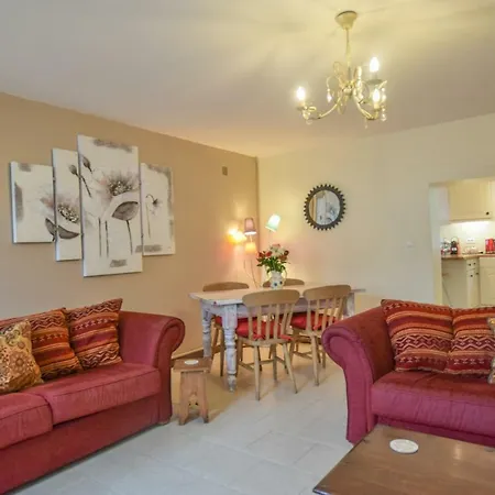 La Maison Muguet * Civray (Vienne)